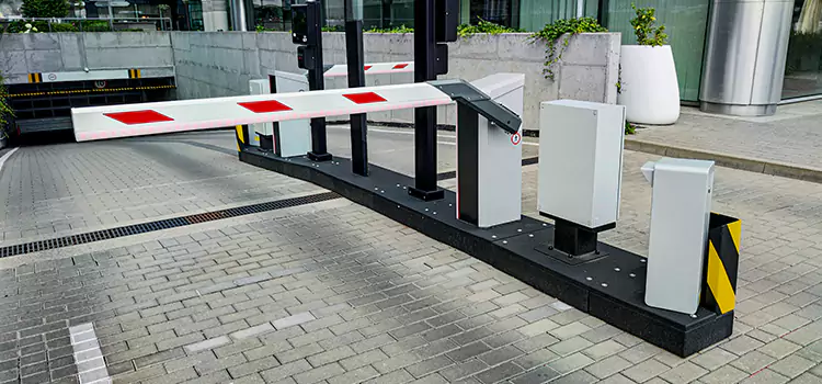 Custom Gate Design & Integration Winona